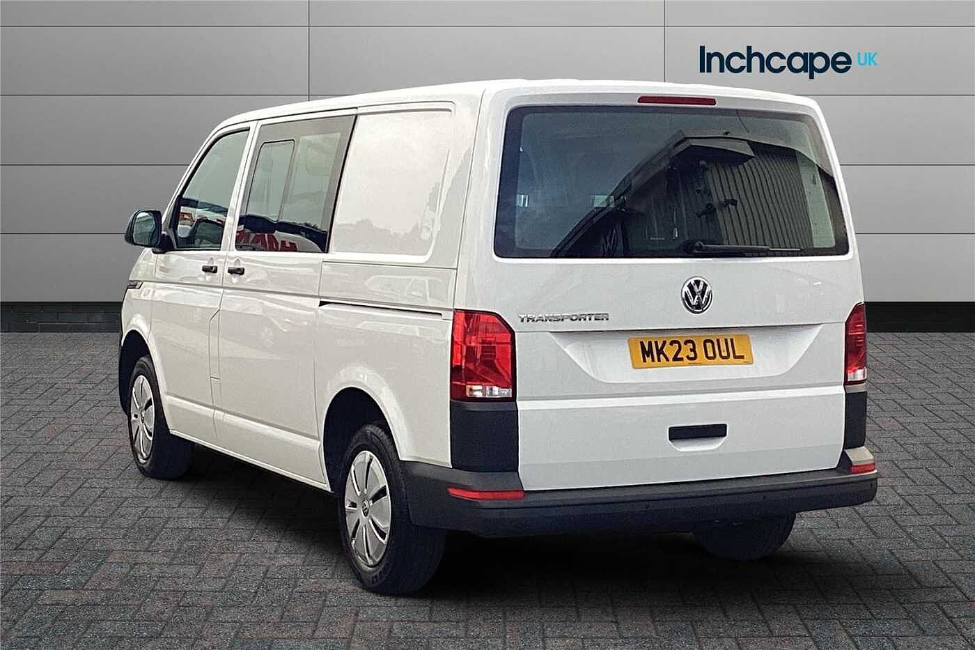 Volkswagen Transporter 2.0 TDI 110 Startline Business Kombi Van (01/05/20