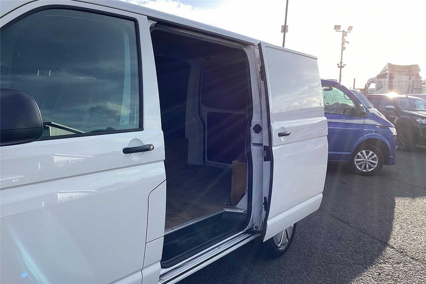 Volkswagen Transporter 2.0 TDI 110 Startline Business Van (01/01/2020 - C