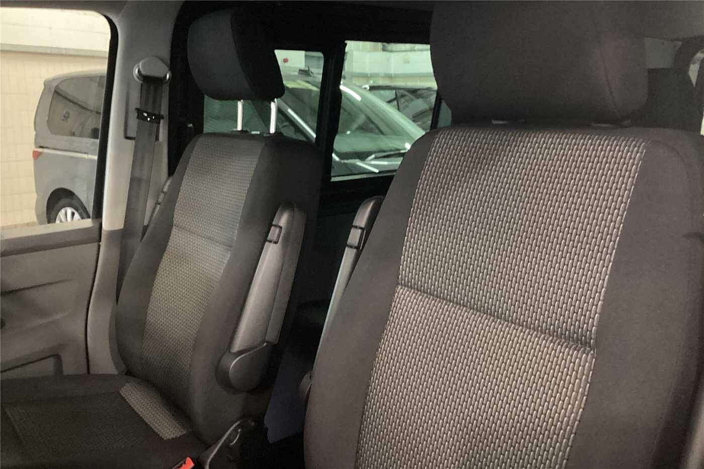 Volkswagen Transporter 2.0 TDI 150 Highline Kombi Van