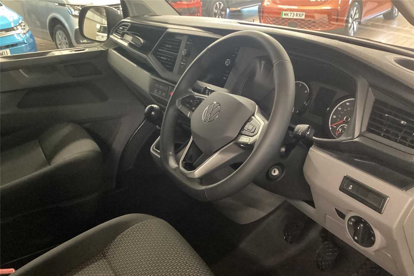 Volkswagen Transporter 2.0 TDI 150 Highline Kombi Van
