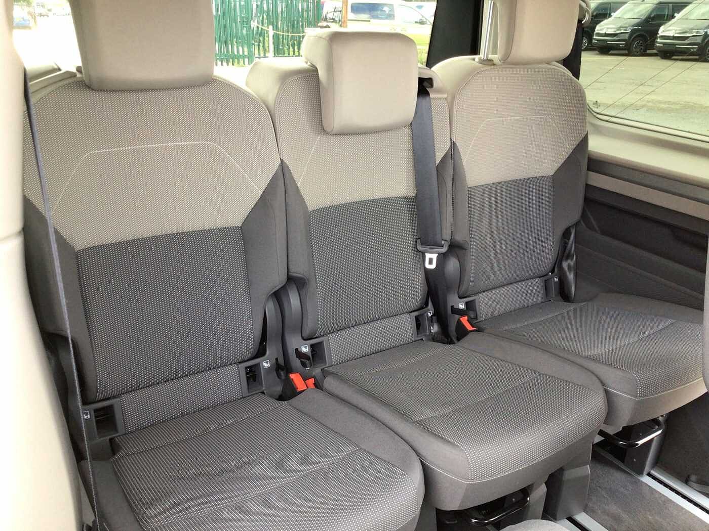 Volkswagen Multivan Life Standard 218 PS 1.4 eHybrid 6-Speed DSG