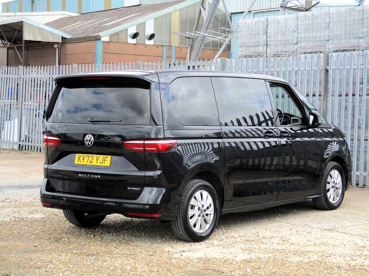 Volkswagen Multivan Life Standard 218 PS 1.4 eHybrid 6-Speed DSG