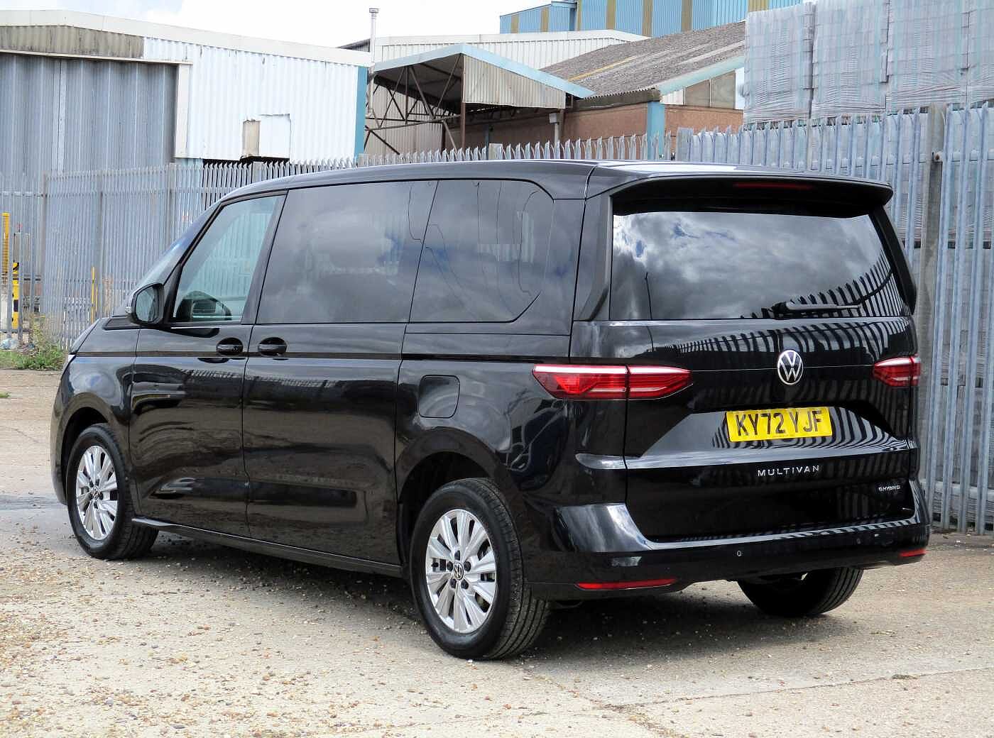 Volkswagen Multivan Life Standard 218 PS 1.4 eHybrid 6-Speed DSG