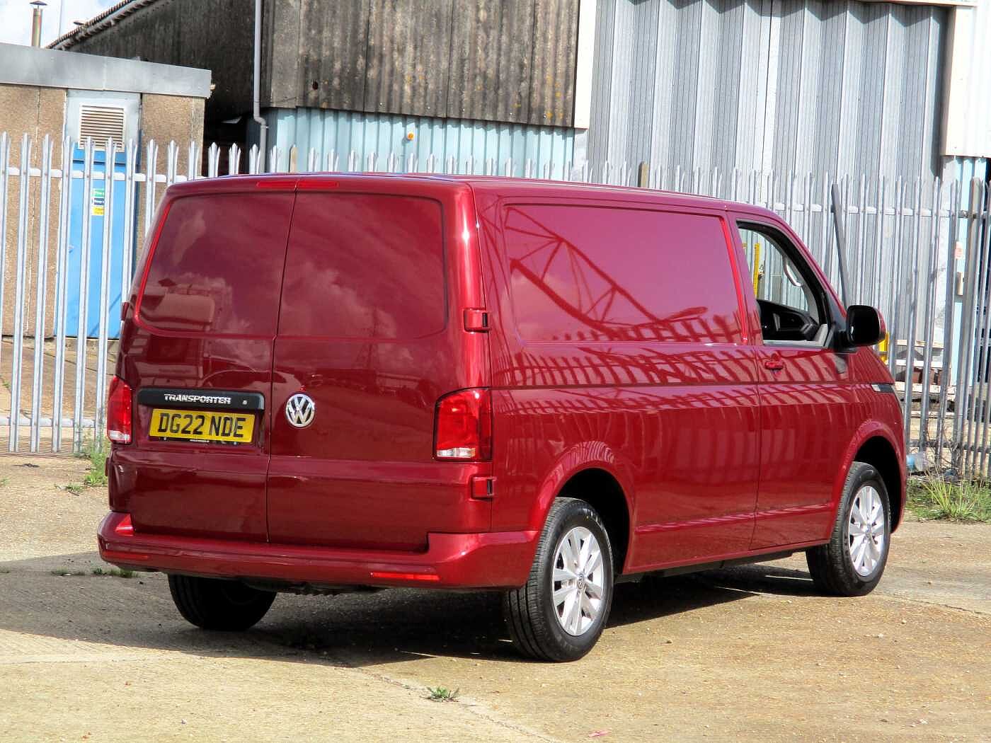 Volkswagen Transporter T28 Panel van Highline SWB 110 PS 2.0 TDI 5sp Manual