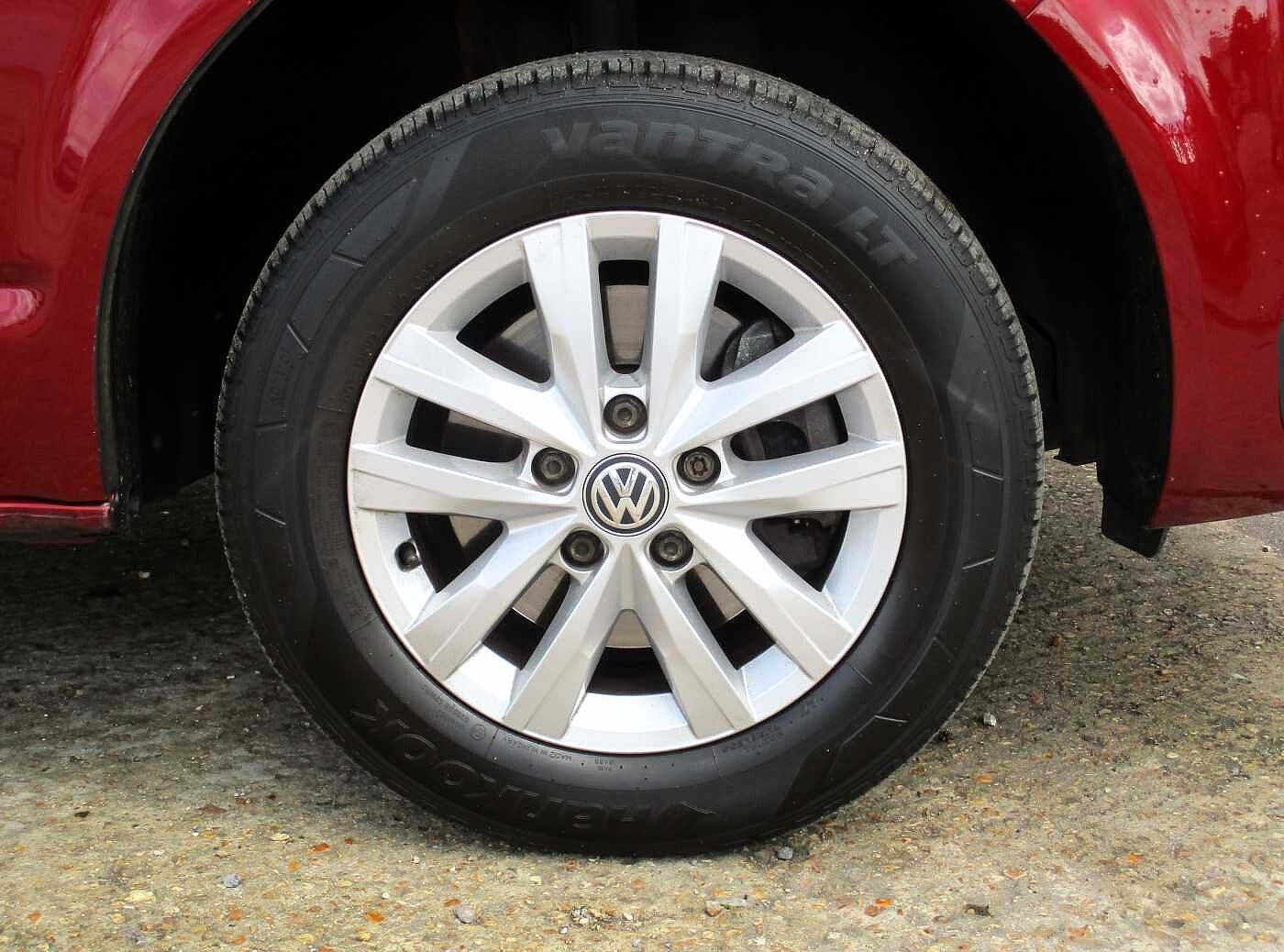Volkswagen Transporter T28 Panel van Highline SWB 110 PS 2.0 TDI 5sp Manual