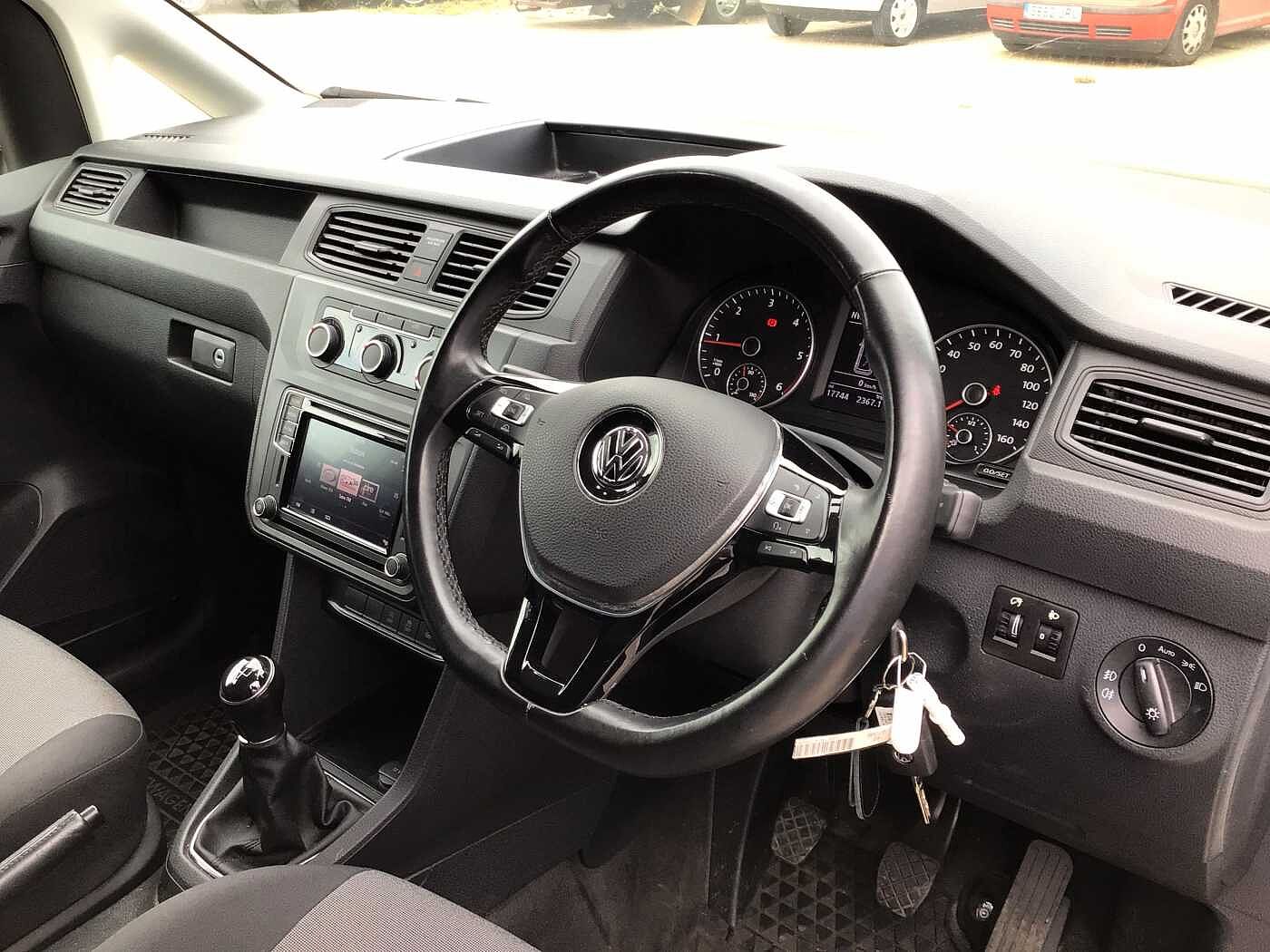 Volkswagen Caddy 2.0 TDI (102PS) C20 Highline BMT Panel Van
