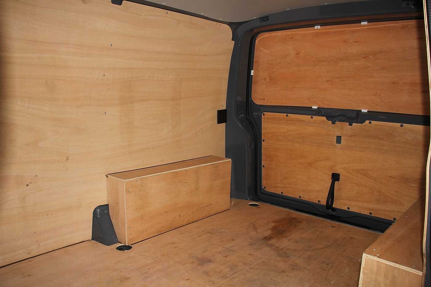 Volkswagen Transporter T28 Panel van Highline SWB 110 PS 2.0 TDI 5sp Manual