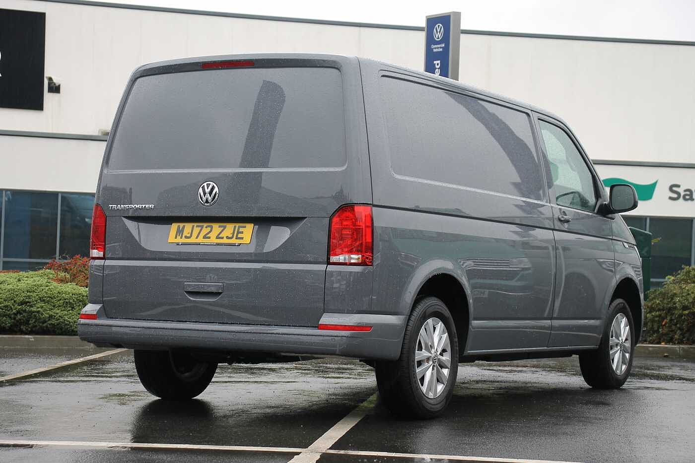 Volkswagen Transporter T28 Panel van Highline SWB 110 PS 2.0 TDI 5sp Manual