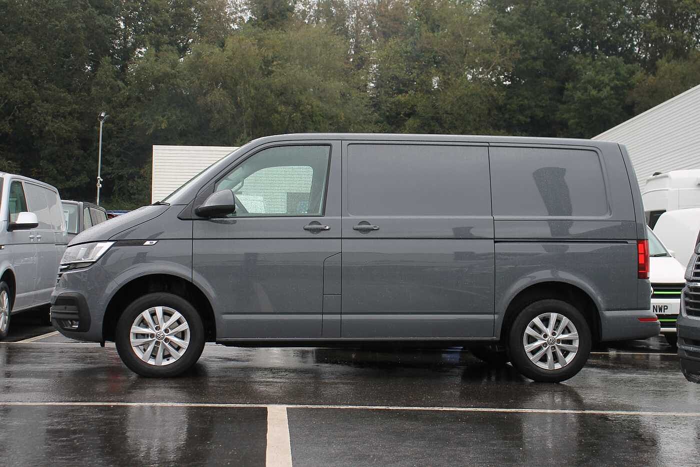 Volkswagen Transporter T28 Panel van Highline SWB 110 PS 2.0 TDI 5sp Manual