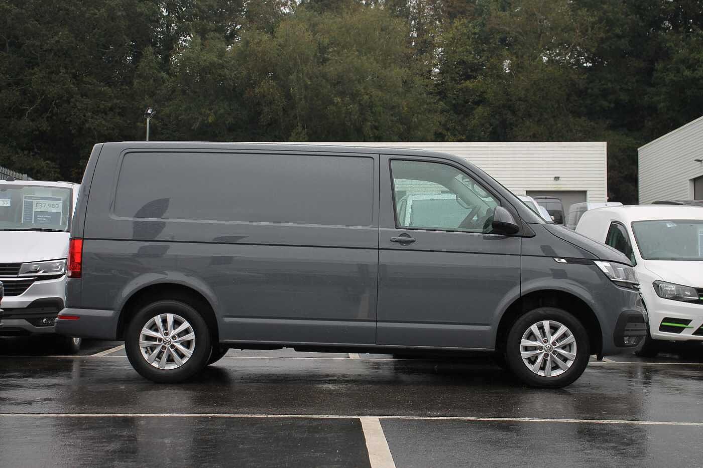 Volkswagen Transporter T28 Panel van Highline SWB 110 PS 2.0 TDI 5sp Manual
