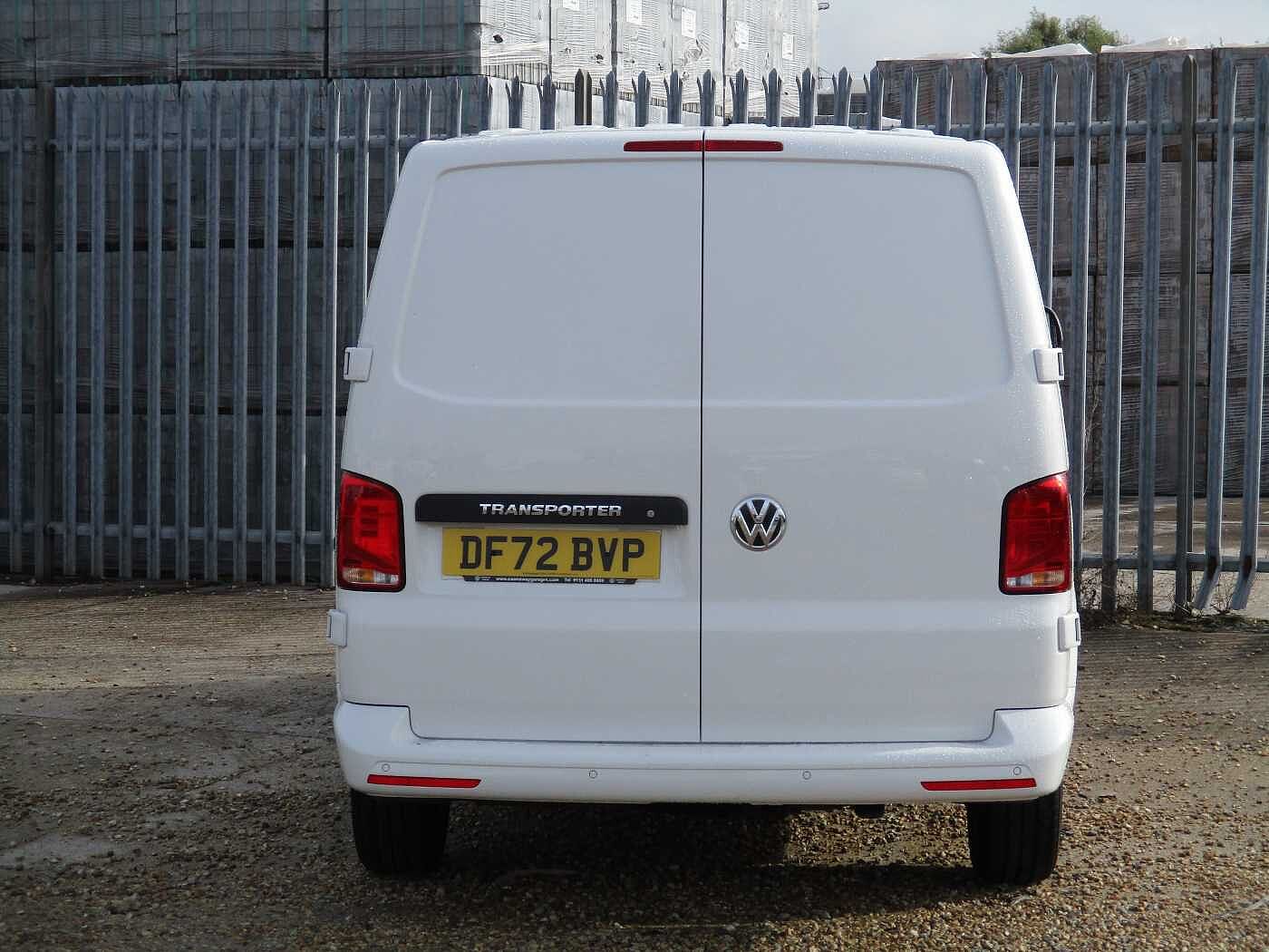Volkswagen Transporter 2.0TDI 110ps T28 Highline BMT SWB PV