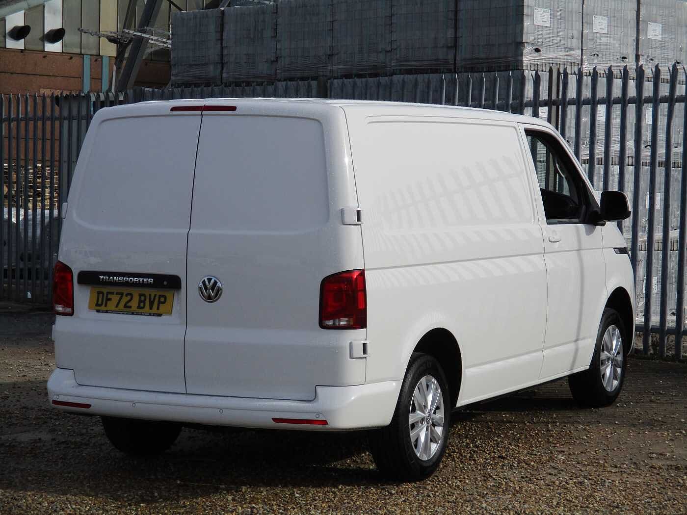 Volkswagen Transporter 2.0TDI 110ps T28 Highline BMT SWB PV
