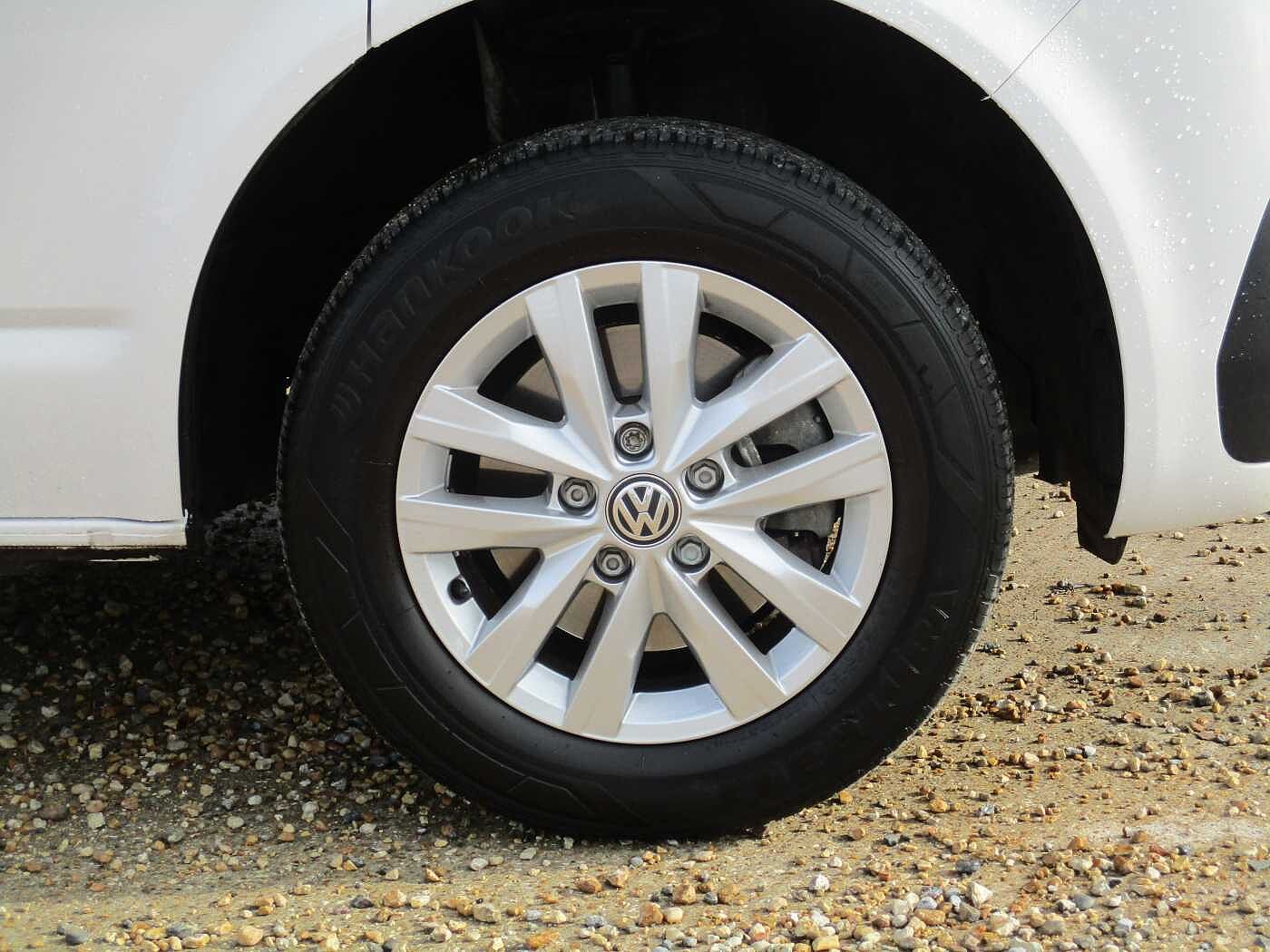 Volkswagen Transporter 2.0TDI 110ps T28 Highline BMT SWB PV