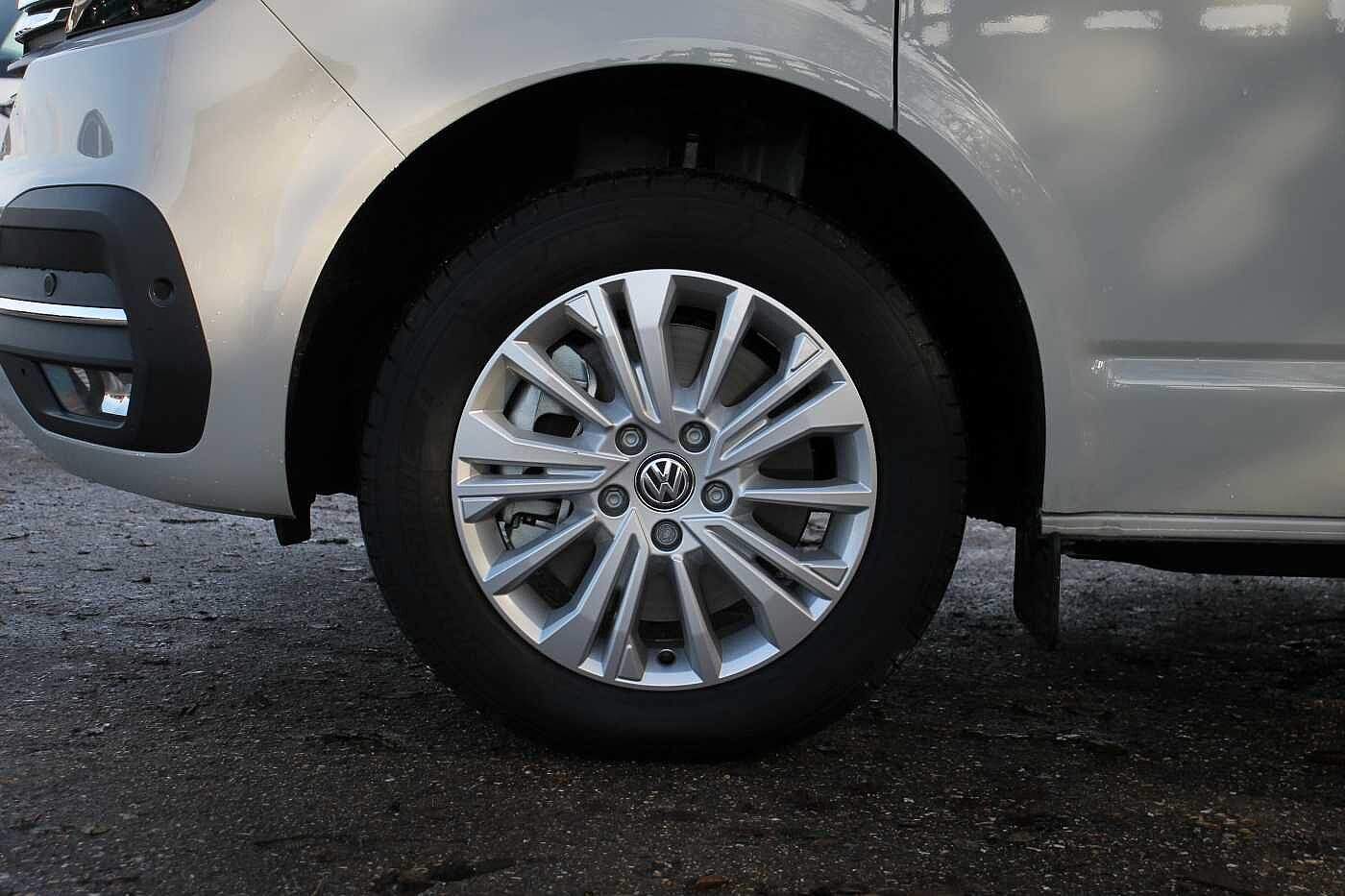 Volkswagen California Diesel Estate 2.0 TDI Ocean 204PS 4dr DSG