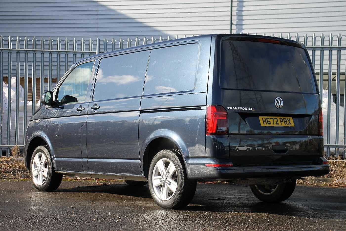 Volkswagen Transporter T32 Panel van Highline SWB 150 PS 2.0 TDI 6sp Manual
