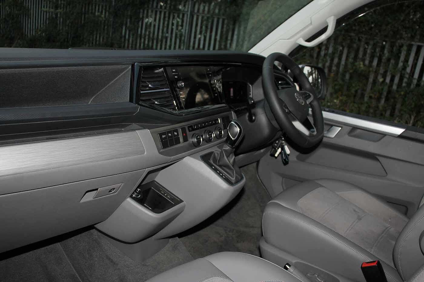 Volkswagen California Diesel Estate 2.0 TDI Ocean 204 4dr DSG