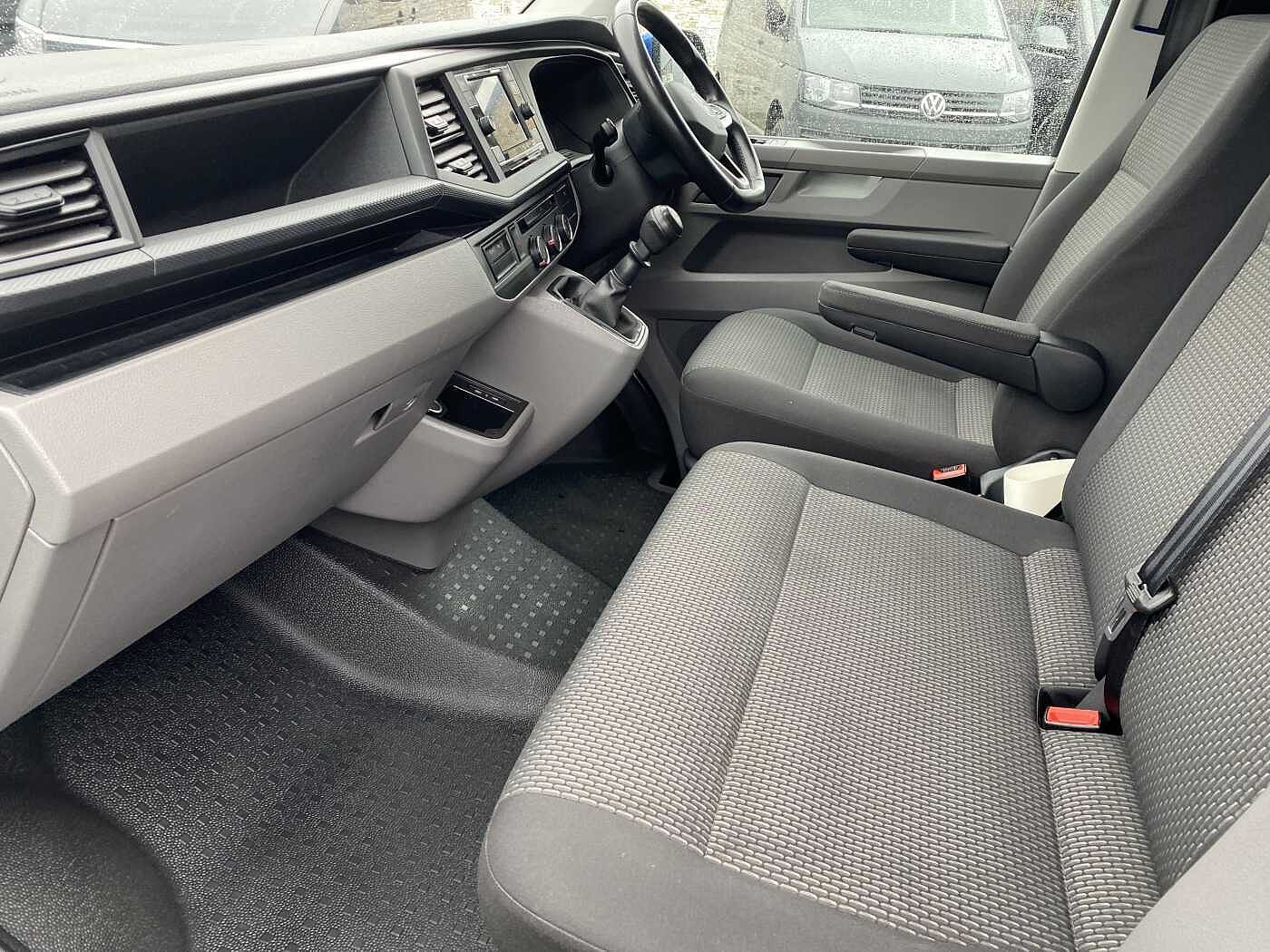Volkswagen Transporter 2.0TDI 110ps T28 Highline BMT SWB Panel Van
