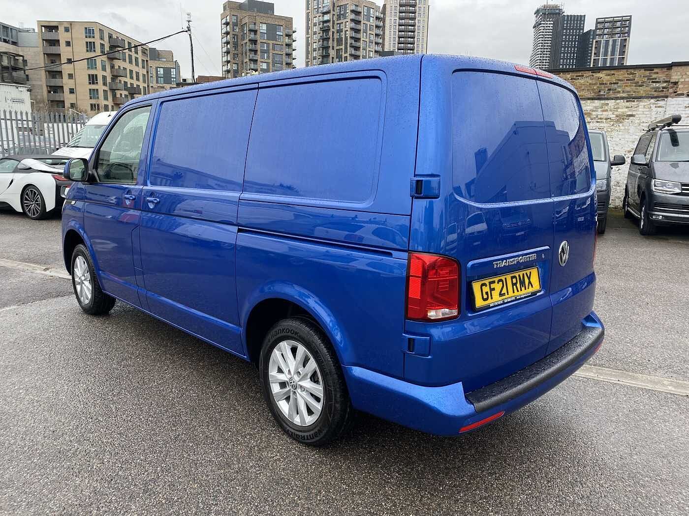 Volkswagen Transporter 2.0TDI 110ps T28 Highline BMT SWB Panel Van