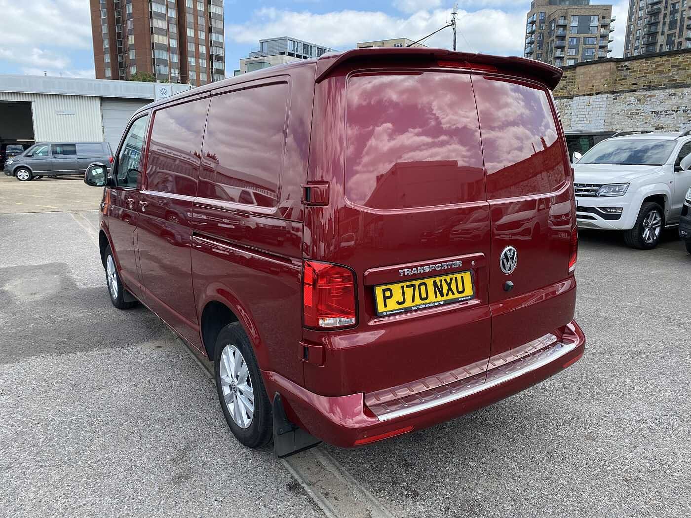 Volkswagen Transporter T28 Swb Diesel 2.0 TDI 150 Highline Panel Van DSG