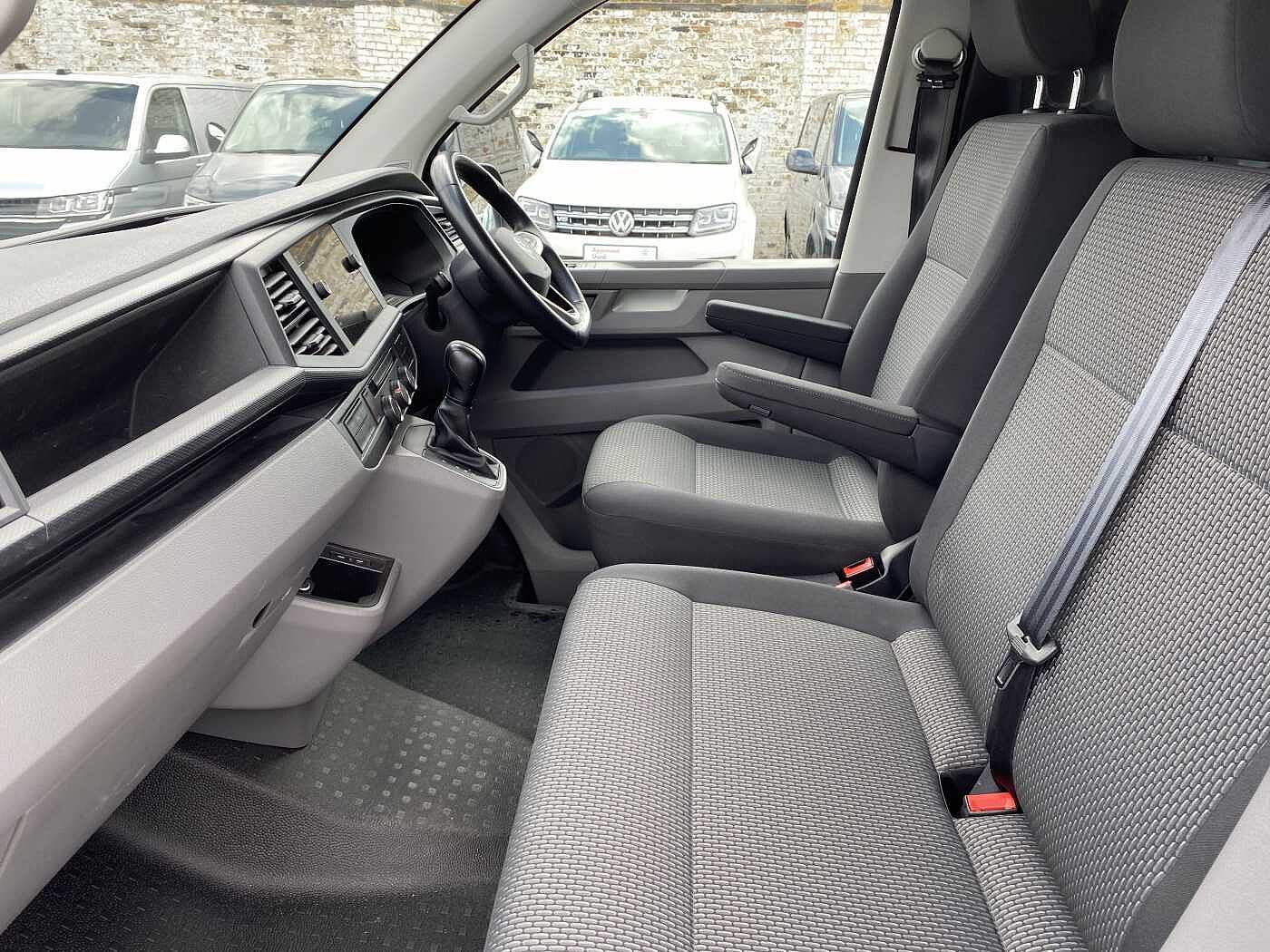 Volkswagen Transporter T28 Swb Diesel 2.0 TDI 150 Highline Panel Van DSG