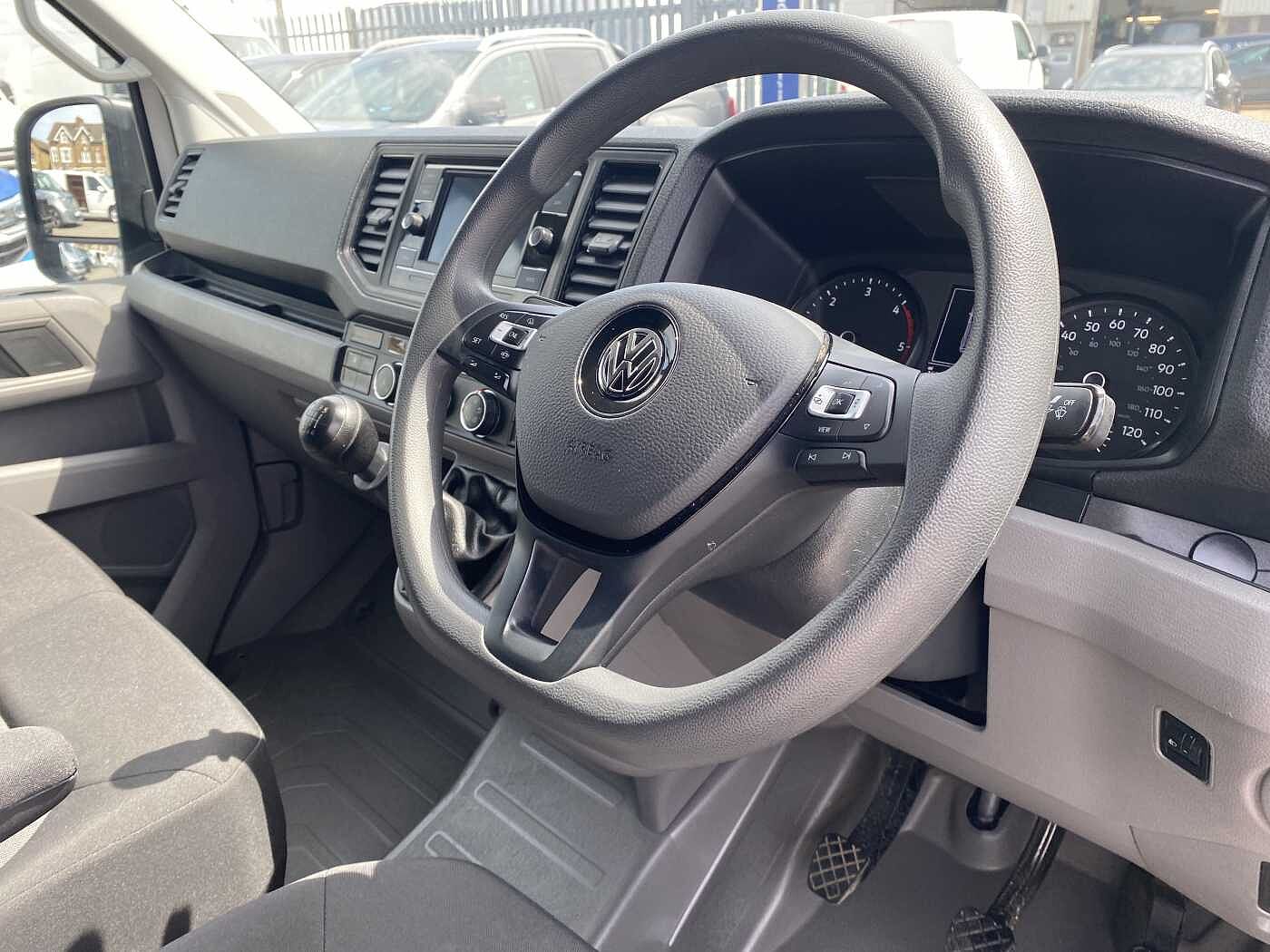 Volkswagen Crafter 2.0TDI (140PS)(Eu6dT-E) CR35 MWB Trendline