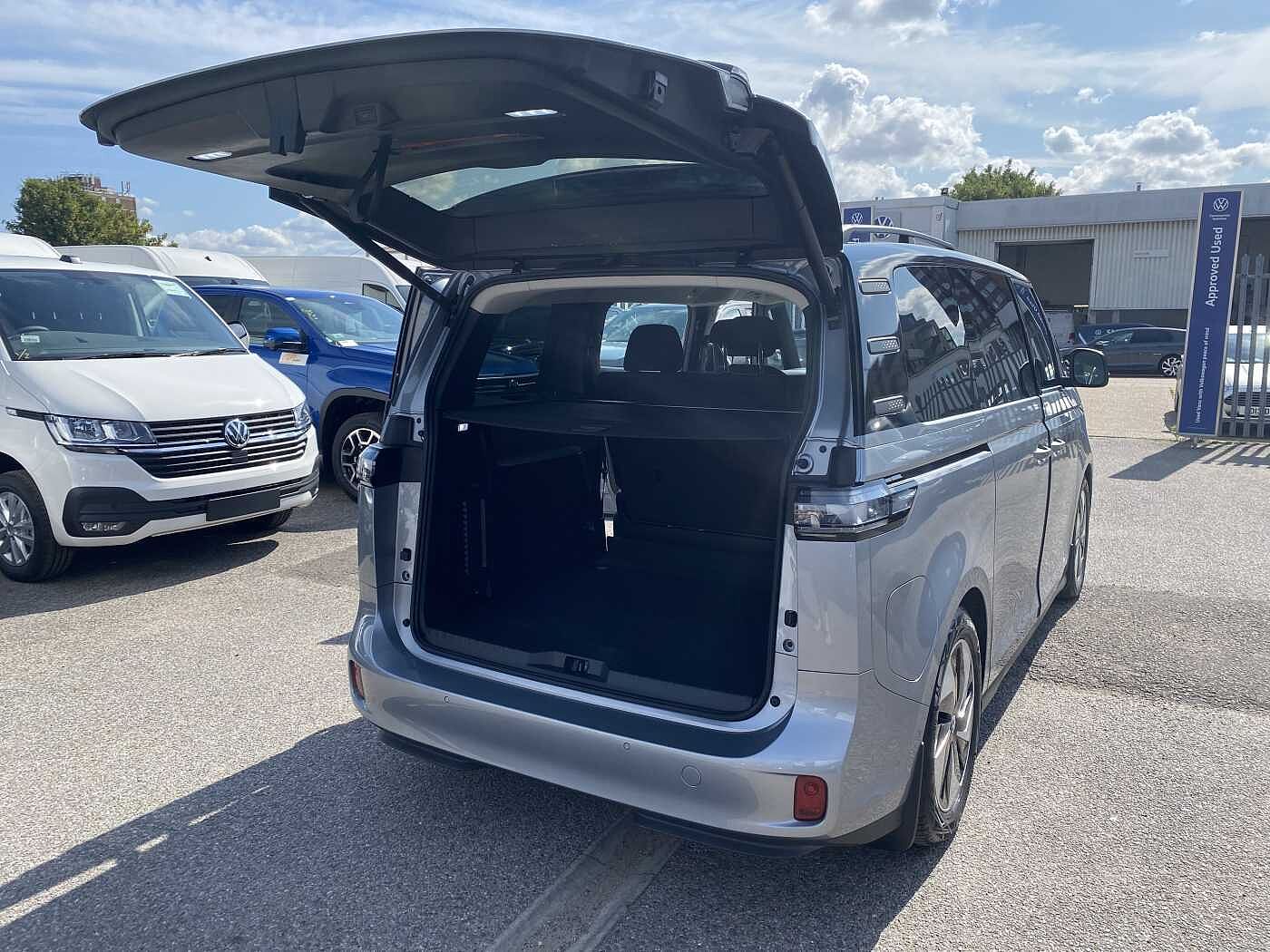 Volkswagen ID.Buzz ID. Buzz E (204ps) Life Standard (77kWh) Pro Auto