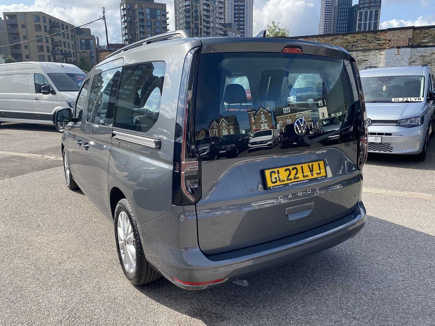 Volkswagen Caddy Maxi Life 2.0 TDI (122ps) (7st) MPV DSG