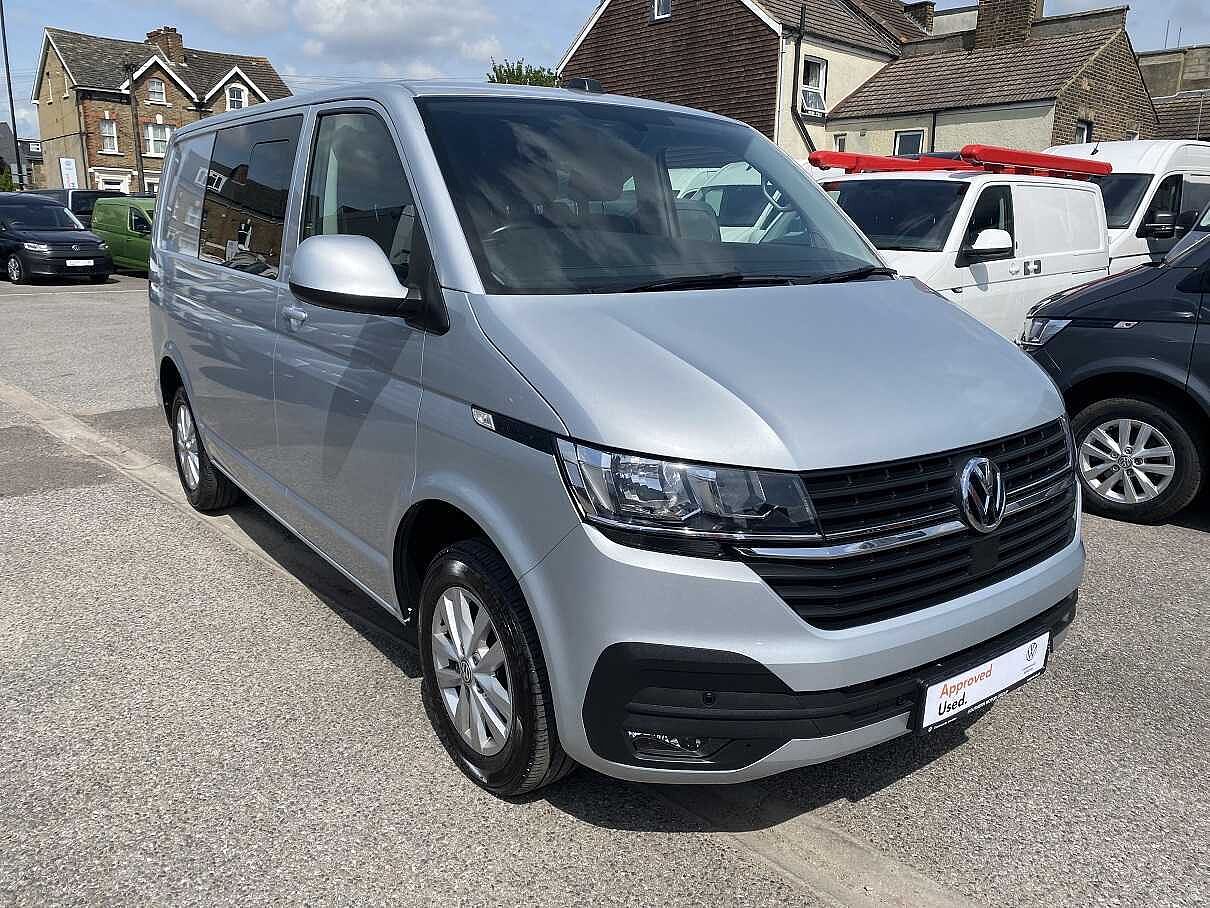Volkswagen Transporter 2.0TDI 110ps Eu6dT-E T30 Kombi Highline SWB