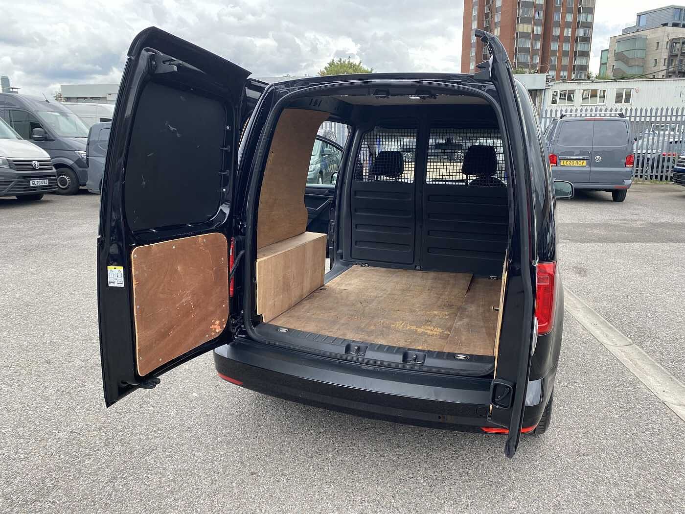 Volkswagen Caddy 2.0 TDI (102PS) C20 Highline BMT Panel Van