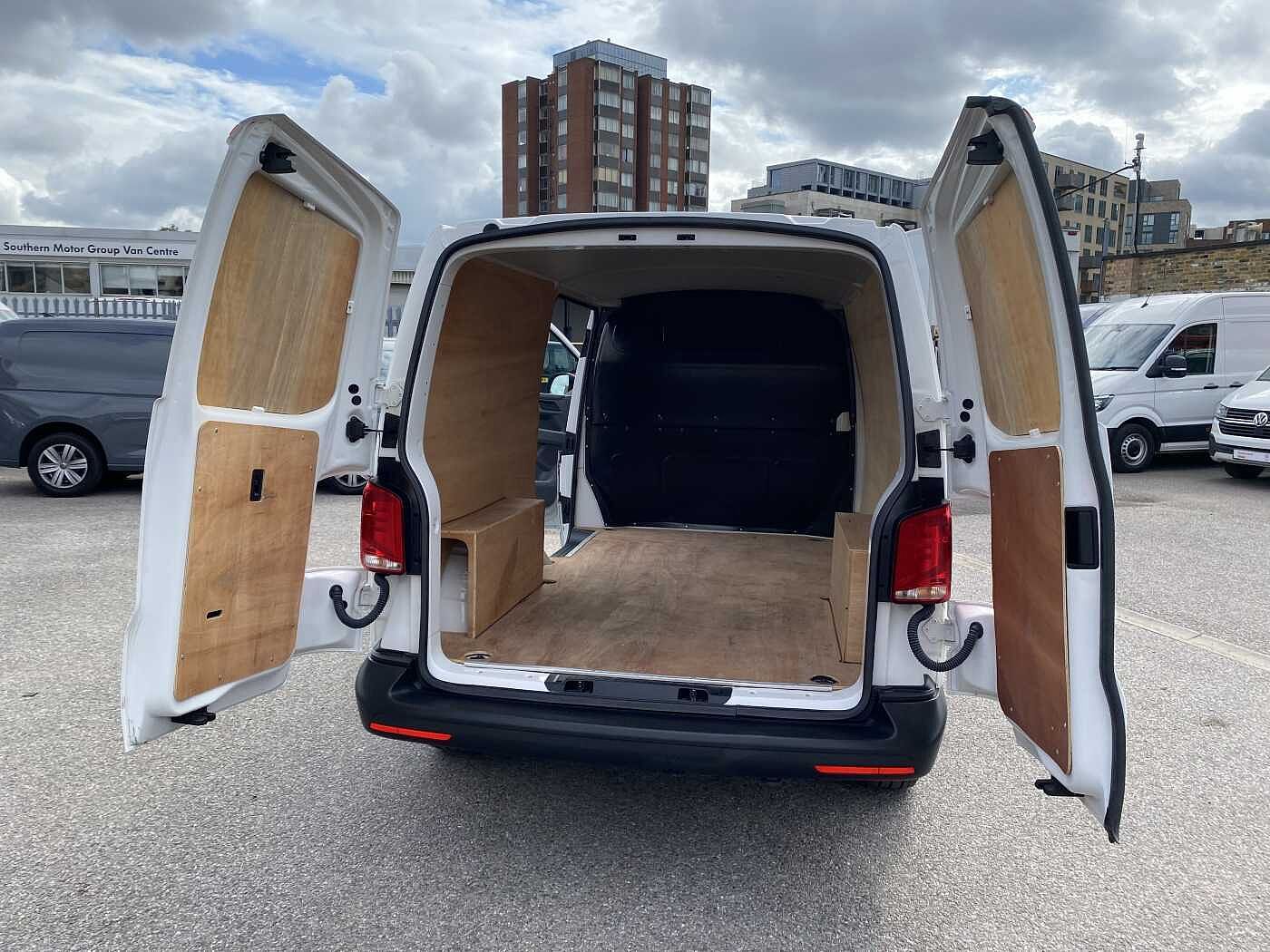 Volkswagen Transporter 2.0 TDI(110ps)(Eu6d)T30 Panel Van SL BMT LWB