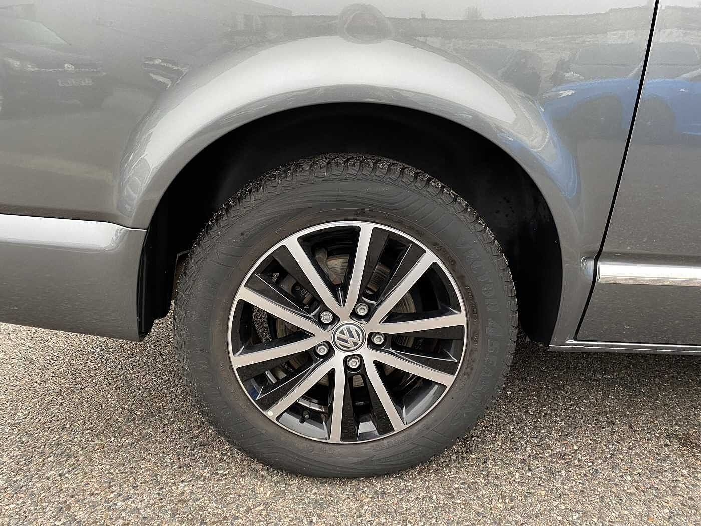 Volkswagen Caravelle Exec 2.0BiTDI 199 Eu6 SWB 4MOTION 7sDSG