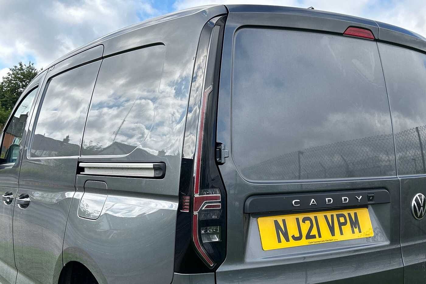 Volkswagen Caddy Cargo 2.0TDI 102PS C20 Commerce Pro PV
