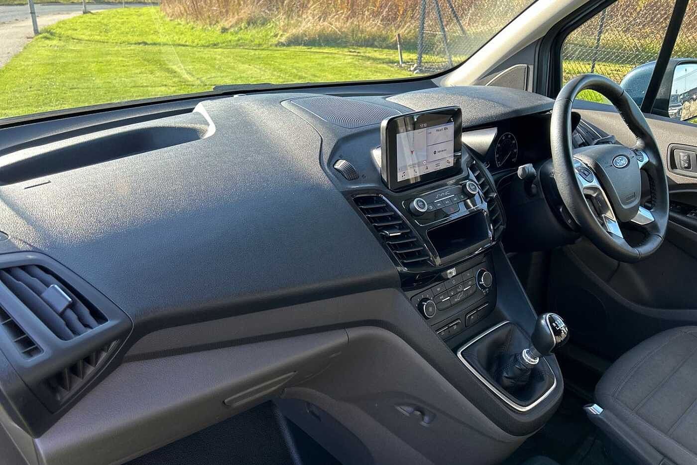 Ford Transit Connect 1.5 EcoBlue 120PSL1 200 LTD PVan