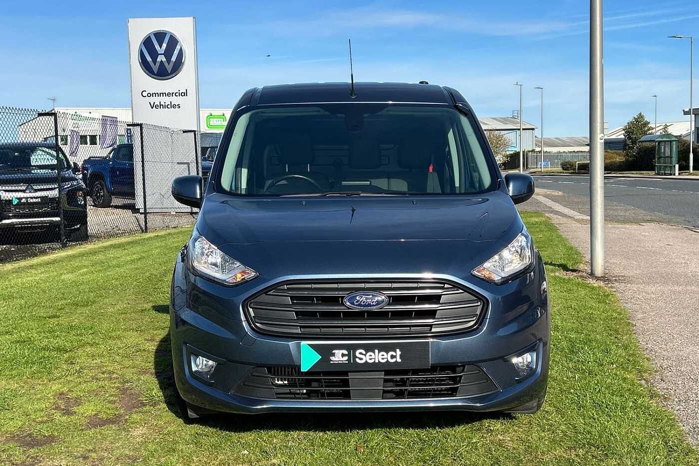 Ford Transit Connect 1.5 EcoBlue 120PSL1 200 LTD PVan