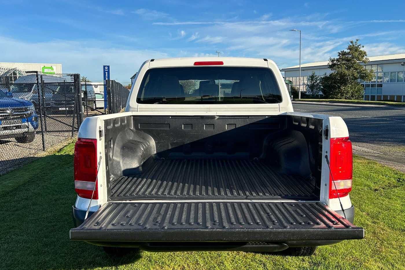 Volkswagen Amarok A33 Diesel D/Cab Pick Up Trendline 3.0 V6 TDI 163 BMT 4Motion