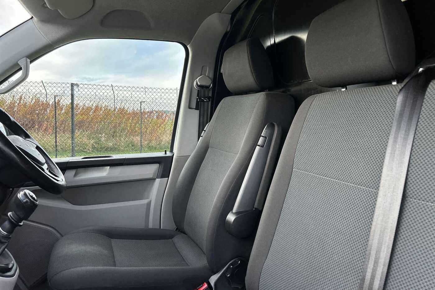 Volkswagen Transporter PV 2.0TDI (102PS) T28 Highline BMT SWB