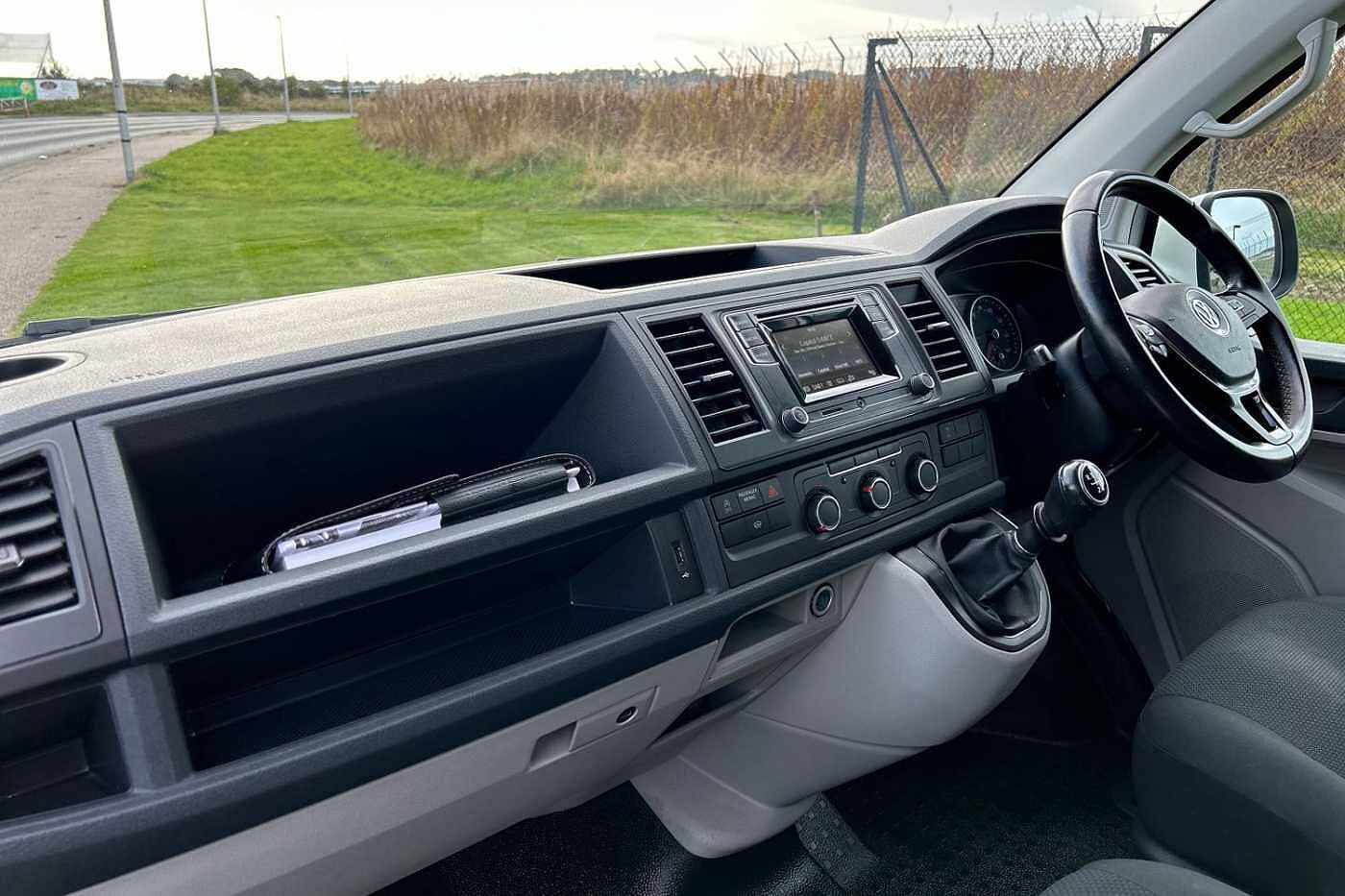 Volkswagen Transporter PV 2.0TDI (102PS) T28 Highline BMT SWB