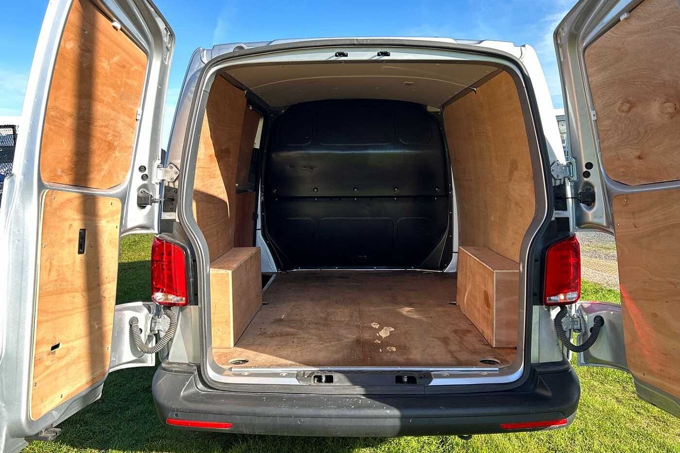 Volkswagen Transporter 2.0TDI 110ps T28 Startline BMT SWB PV