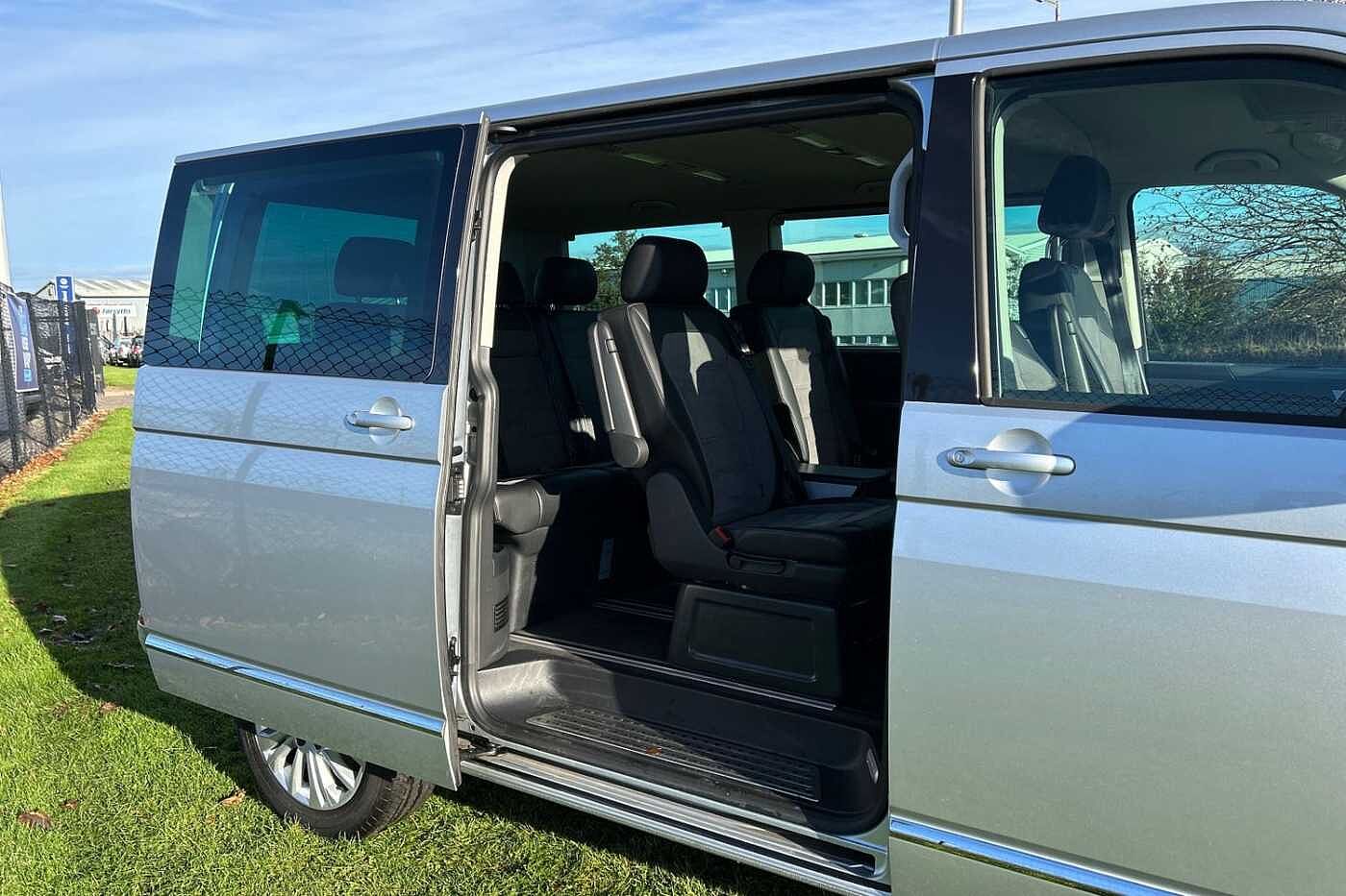 Volkswagen Caravelle 2.0TDI (204PS)(Eu6d) BMT SWB 7 seats DSG