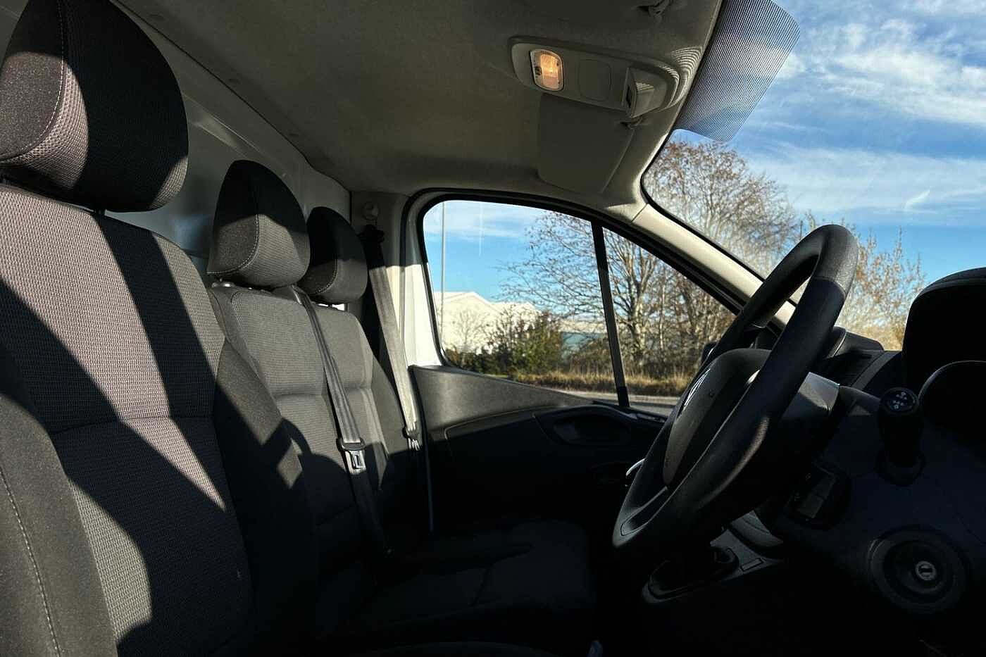 Renault Trafic 2.0dCi (EU6dT) SL28 Energy 120 Business PV