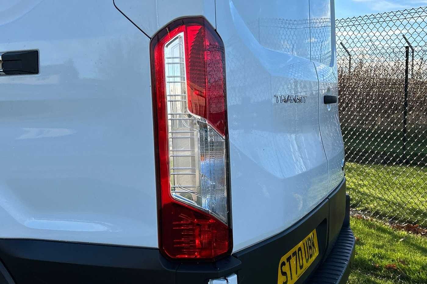 Ford Transit 2.0TDCi (105PS)Eu6dT 350 L3H2 Panel Van