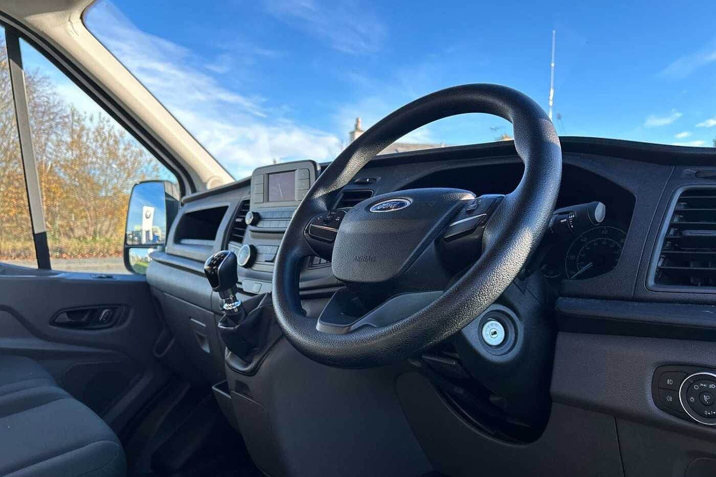 Ford Transit 2.0TDCi (105PS)Eu6dT 350 L3H2 Panel Van