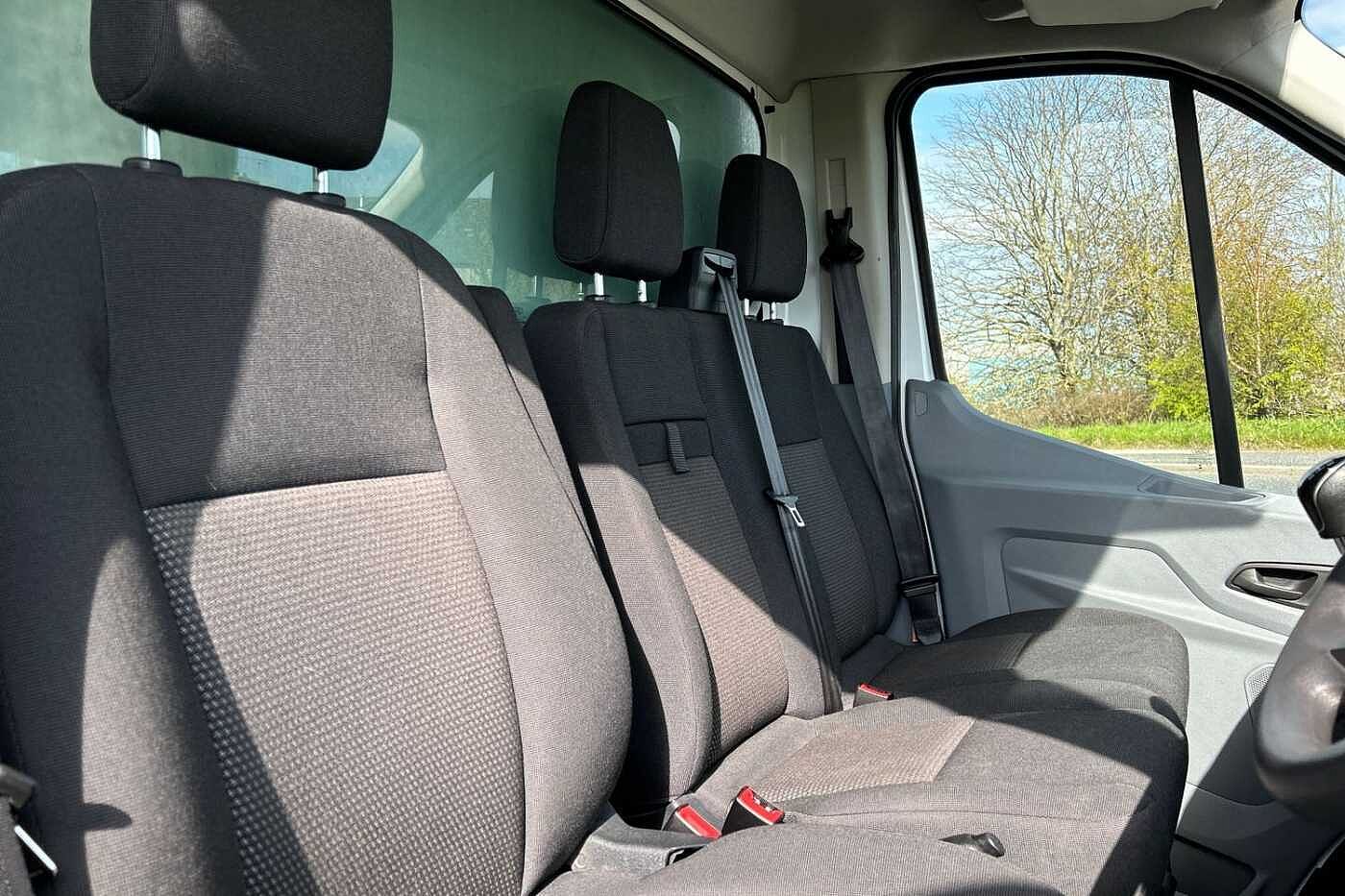 Ford Transit 2.0TDCi (130PS)(EU6) RWD350 L3H1 SRW Luton