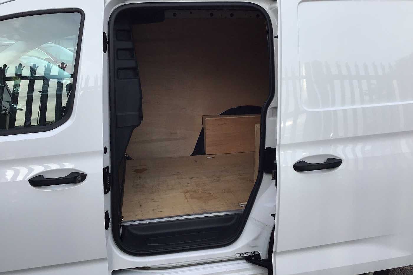 Volkswagen Caddy Cargo 2.0TDI 102PS C20 Commerce Plus PV