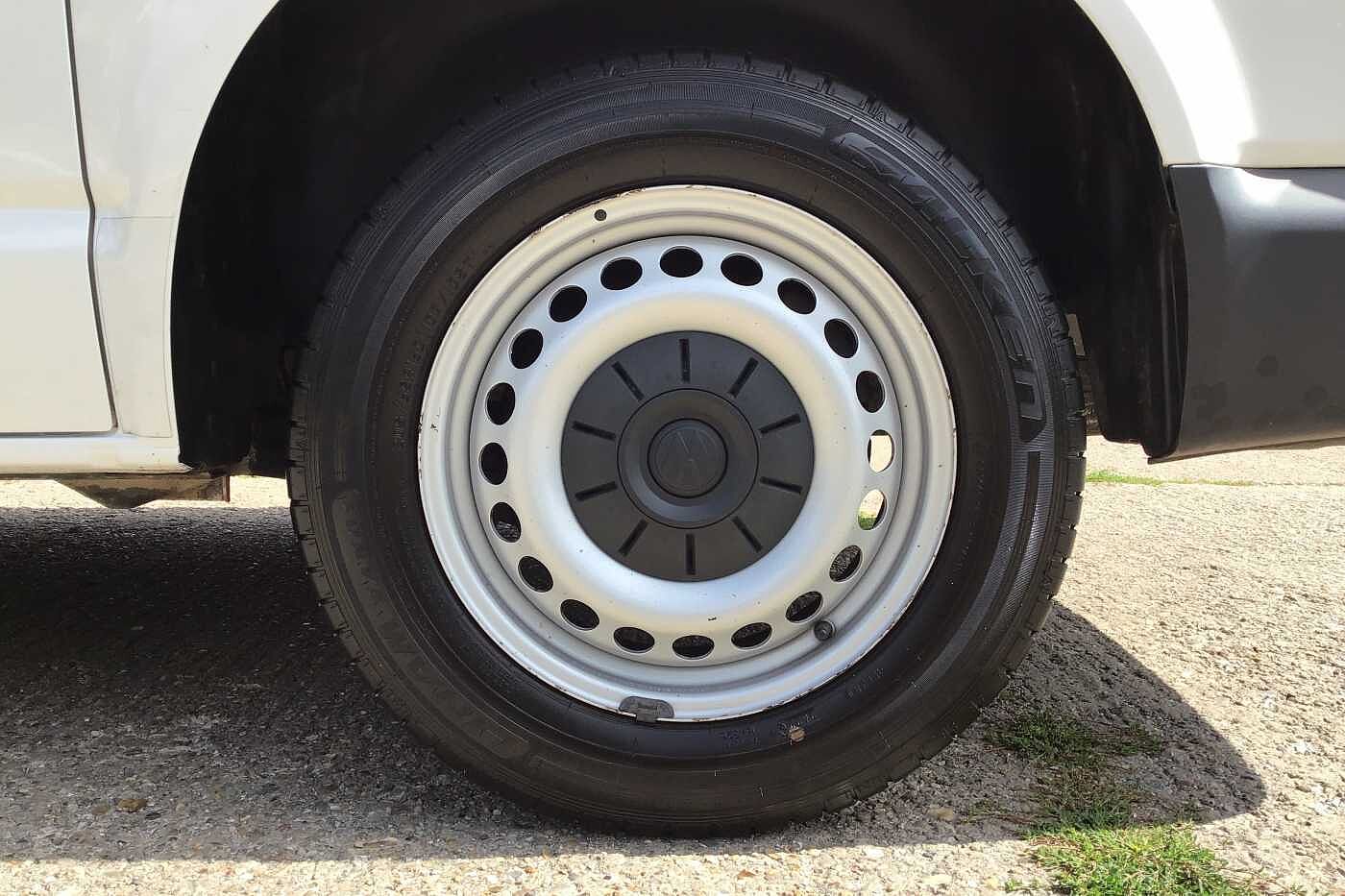 Volkswagen Transporter PV 2.0 TDI (102PS) T28 Startline SWB