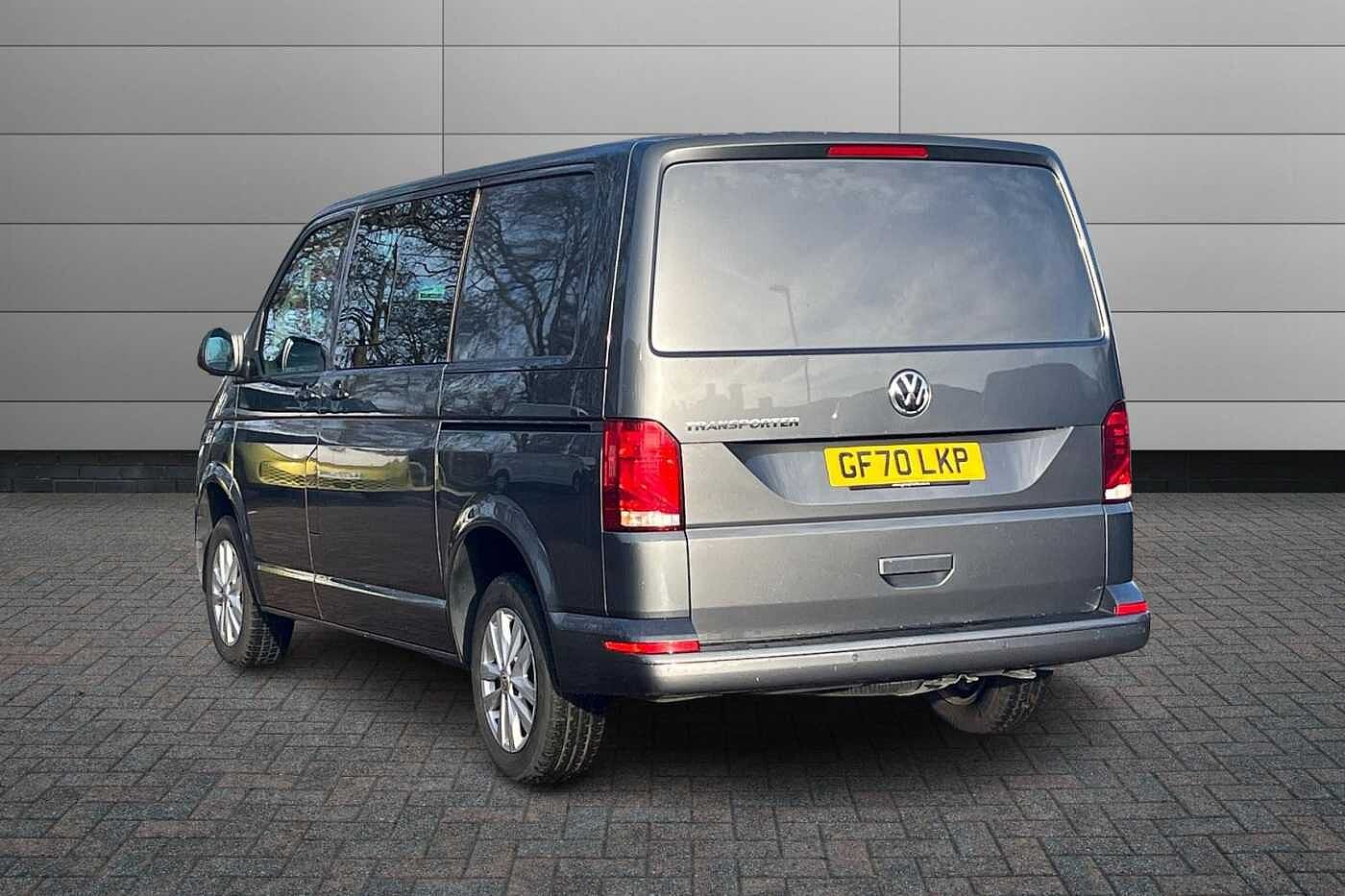 Volkswagen Transporter 2.0TDI 110ps Eu6dT-E T30 Highline SWB