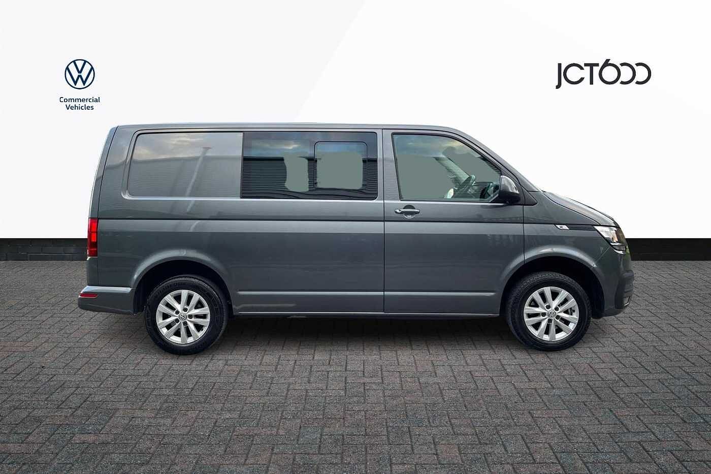 Volkswagen Transporter 2.0 TDI T30 Highline Crew Van 5dr Diesel DSG FWD SWB Euro 6 (s/s) (150 ps)
