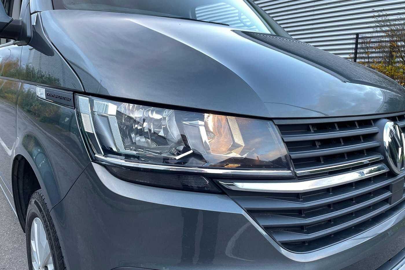 Volkswagen Transporter 2.0 TDI T30 Highline Crew Van 5dr Diesel DSG FWD SWB Euro 6 (s/s) (150 ps)