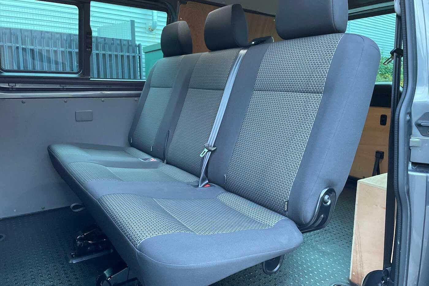 Volkswagen Transporter 2.0 TDI T30 Highline Crew Van 5dr Diesel DSG FWD SWB Euro 6 (s/s) (150 ps)