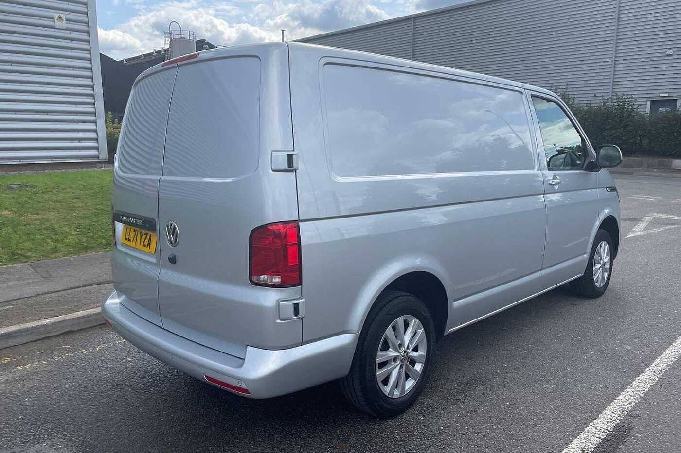 Volkswagen Transporter T30 SWB 2.0 TDI 150 Highline DSG
